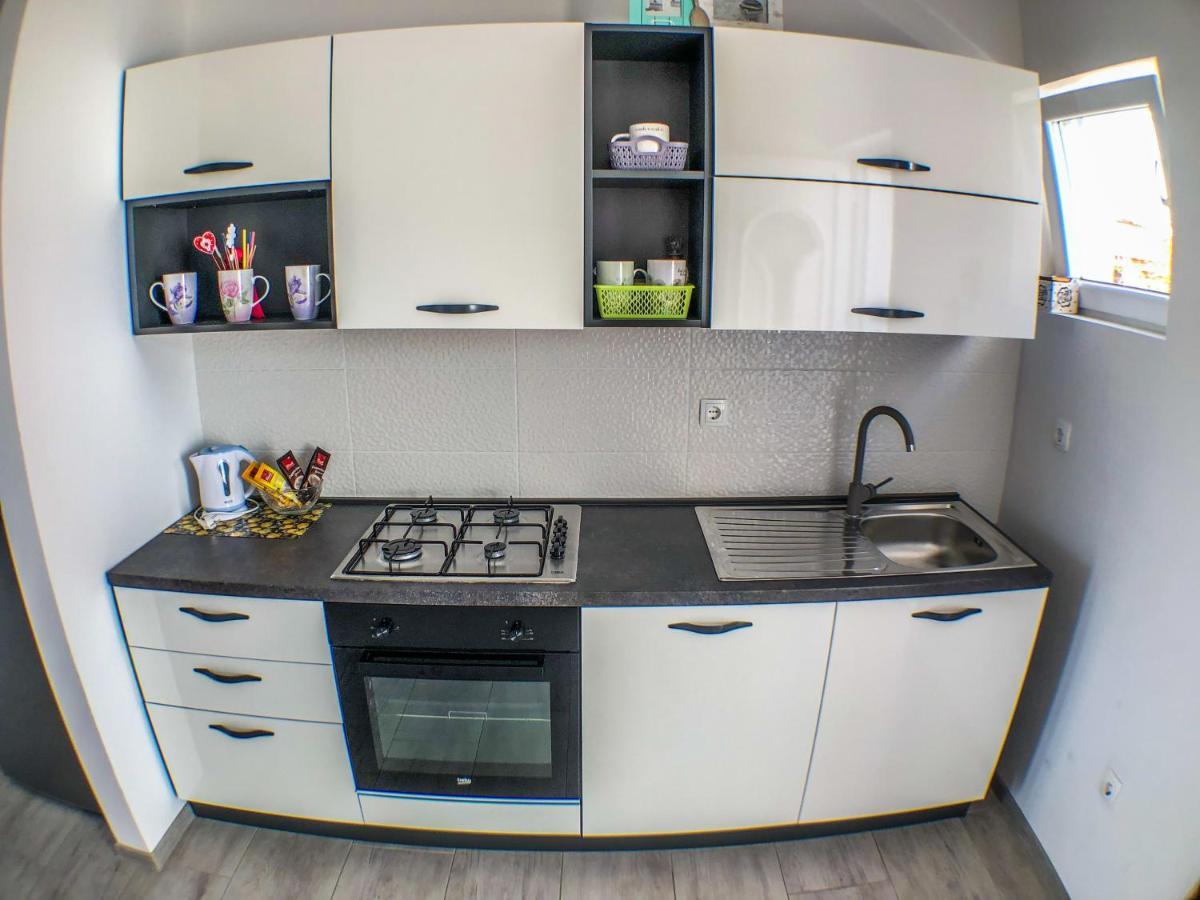 Apartments By The Sea Gradac, Makarska - 13181 Gradac  Exterior foto