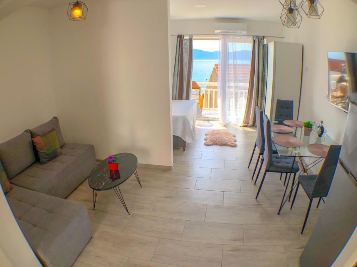 Apartments By The Sea Gradac, Makarska - 13181 Gradac  Exterior foto